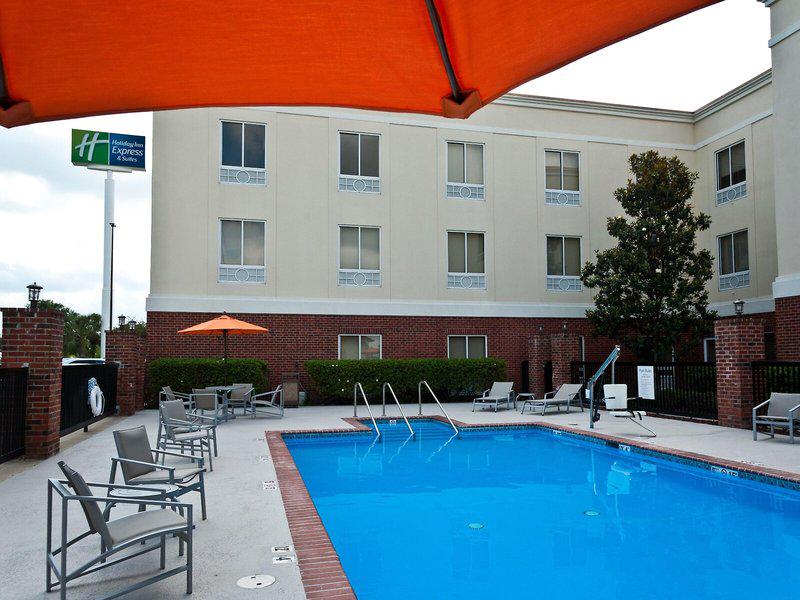 60BCDD23E2C33C59B6BC8EC8B7C78867