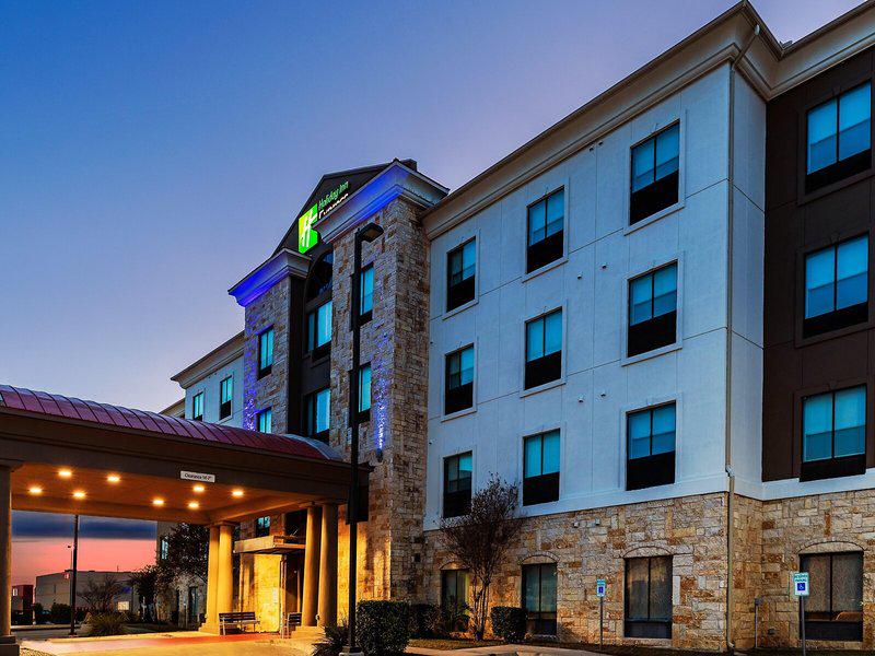 622988CBAD11F5881A312500D3200C6F