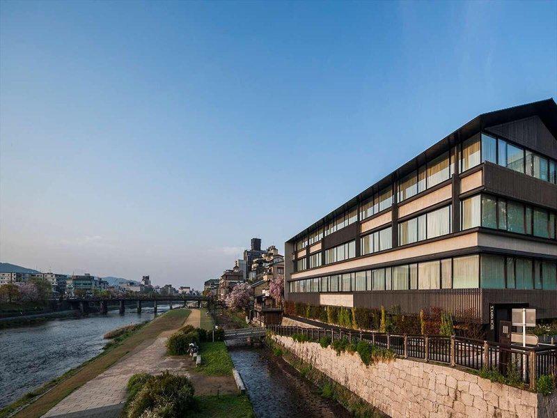 A8AB71FB1A9C44FA53F680762CDDBE87