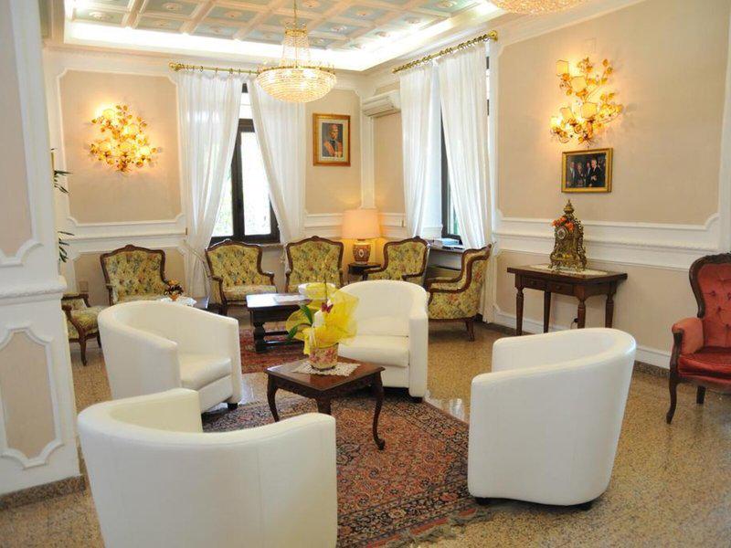 8B37C8E65A640135D049A09B323B48F6