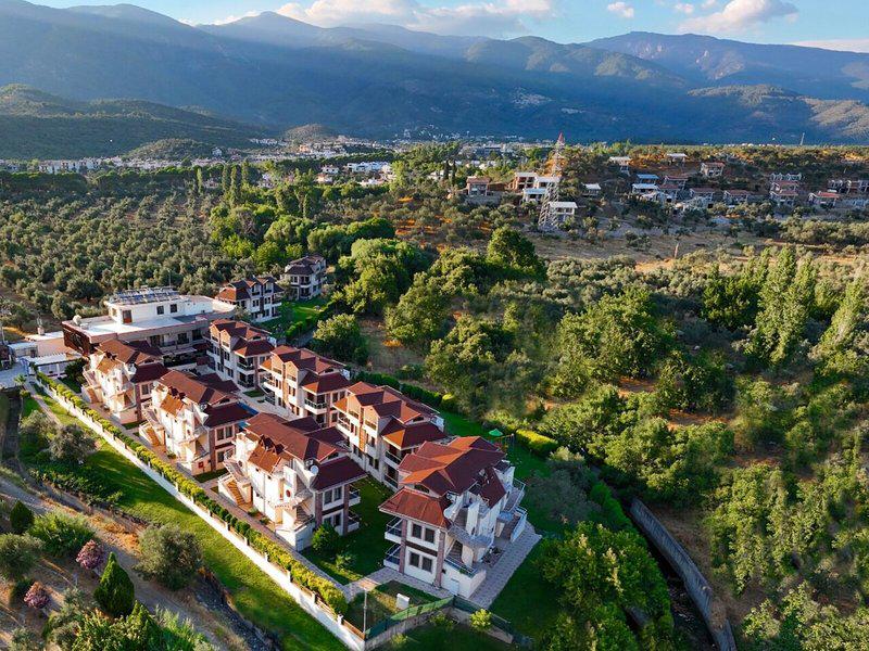 A1AD8B7D8E44BD0D77AC39916AF6EE94