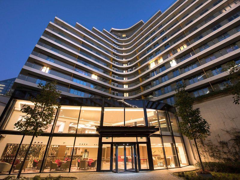 BEAE1572F5796BDA14E47ECC422CB878