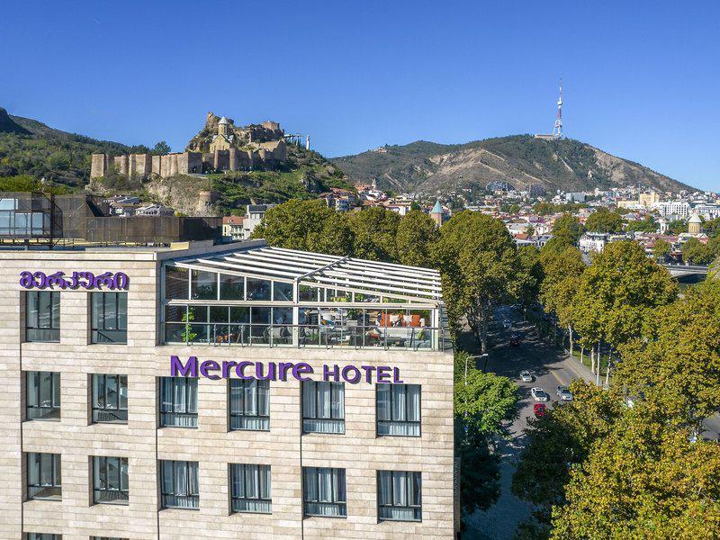 D3AEEDA527D760692F9E1FE123201F6E