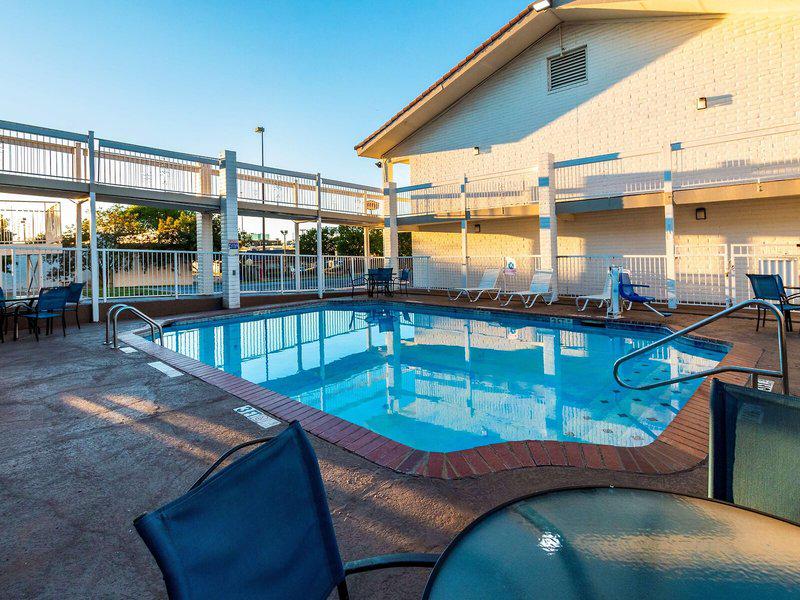 44AAC01FE70959F235AD0CA73AF7C0EB