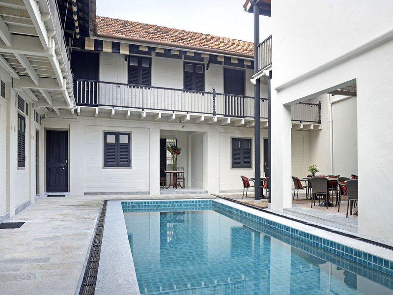 BDA7AE73F404253F8165CAC50983369D