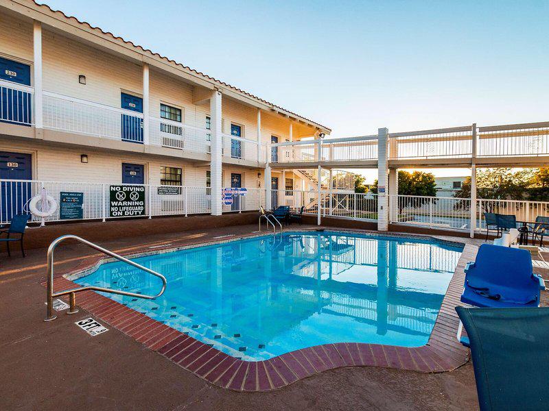 6A1C122D592A6FF2D217C08C7A1E2457