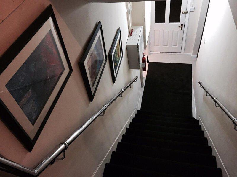 B3A141F416882E2A21E0D38C2C87F6CB