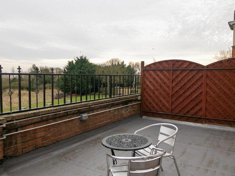 00E9998C709F8443AFFB8DC1DD71E082