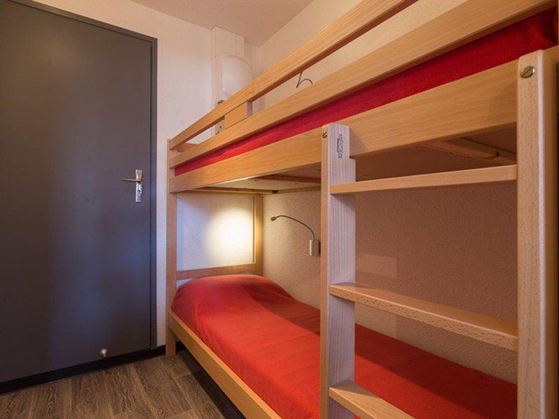 237126AB36386EB0708F214A4D438D1B