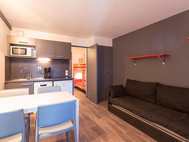 AB39F6980B6D5C2F9837BE0A08D42711