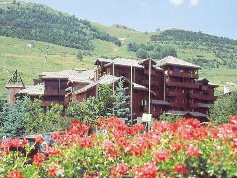 26BB9266BE50A92122EC0C533F3733E3