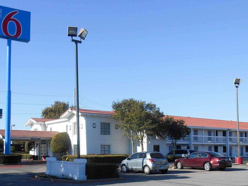 D6C679C8DCFDF73193B5F82E662DC4DC