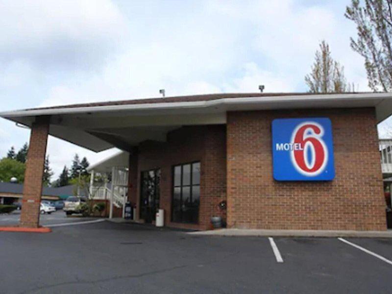 840BAA5CA2E350B544DA8FD7EE970CB7