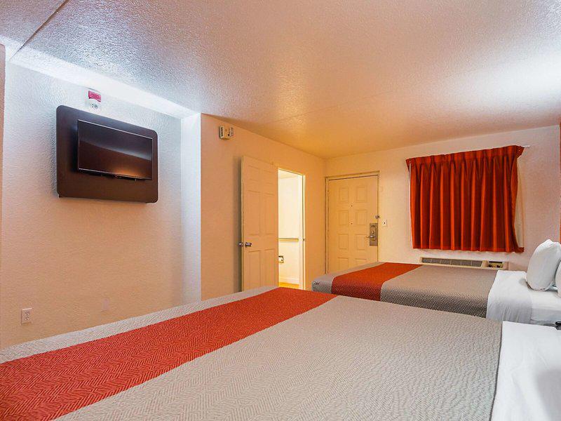 2B37568376C6C7D0BA1AA008E5A43DAA