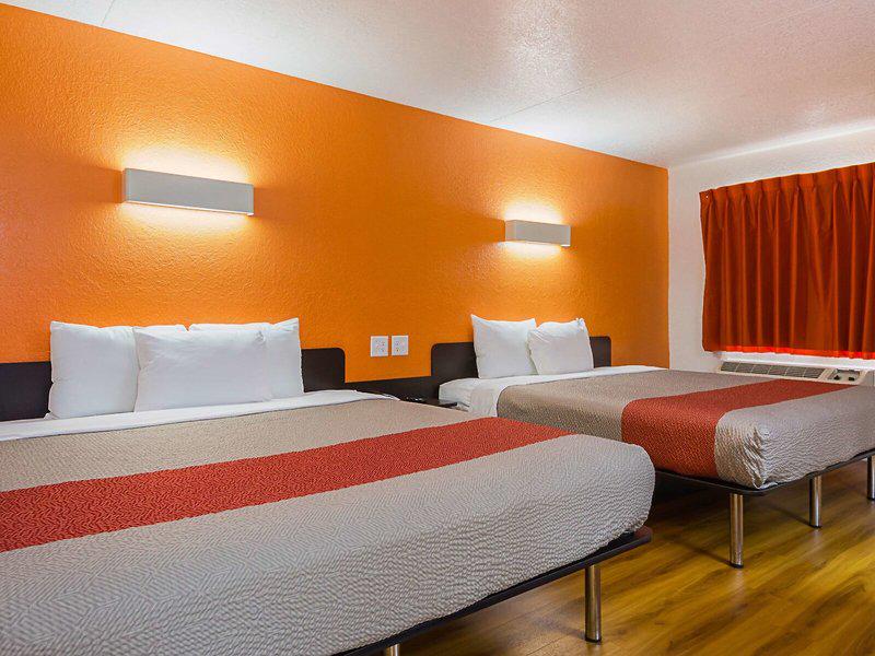 DC588E5DC1075D79A905828475555A7E