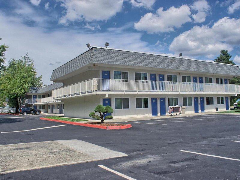 DB6DFA809CDD31B74CD6D4C6FEB9044A