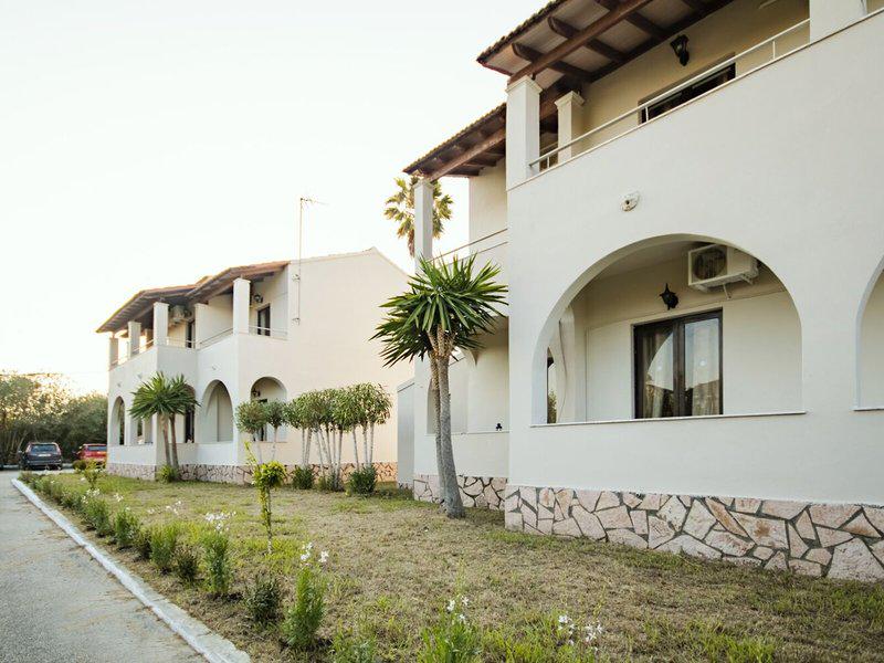 4EC565505D1B68B43EE3D05B9411179C