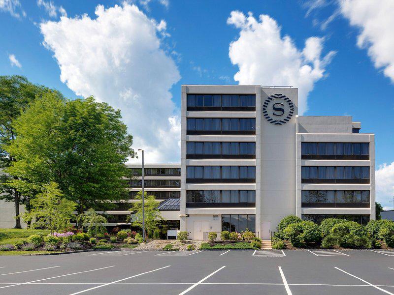 D63B4E156328059E49E88F09AD57B59E