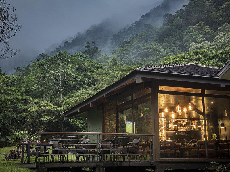 B4BF890075D963E18D27E9C30CE9E2ED