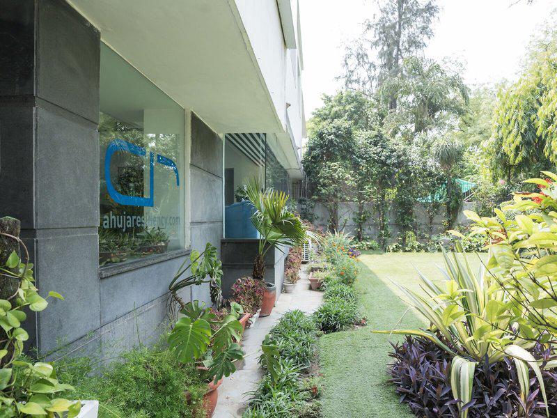 C1B195B50BB599ACA726F82714E77103