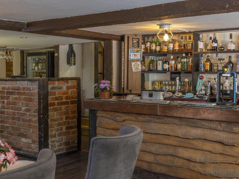 7041F421103BA4E65FE8671B1687154F