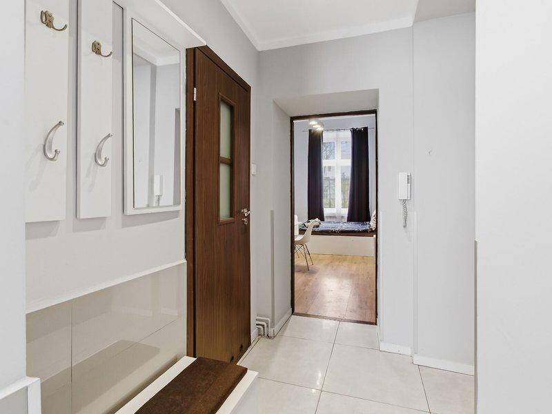 CB24DD59A9F2E117D5D48D252B3B8078