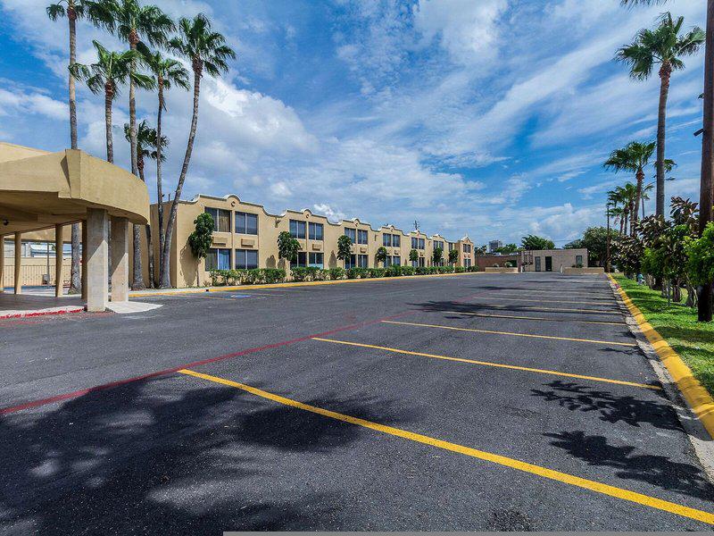 A456F22BC88A98CE7FD8CF2A1E0EB989