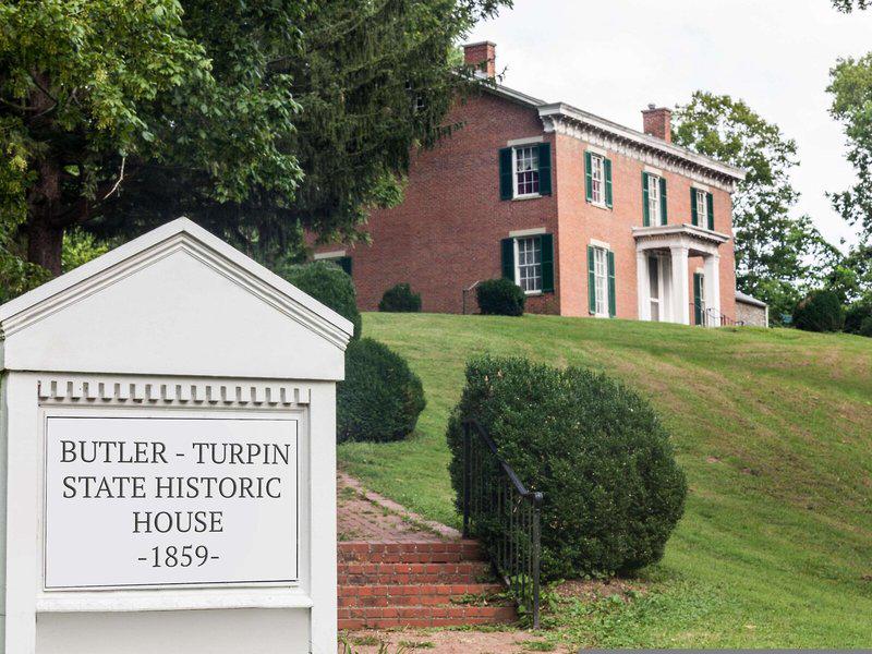 DB4C116FDC805AE487F5282897F45A0E