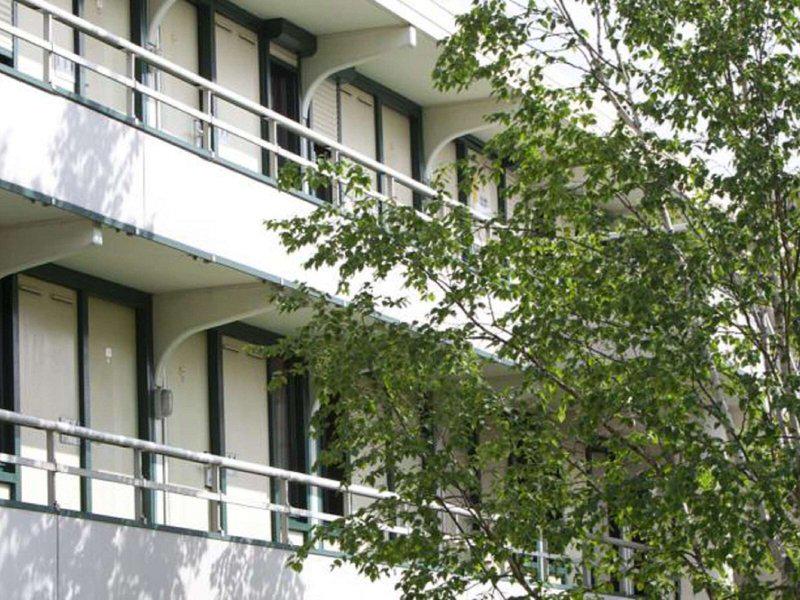 3B0BB00CACF77AF233D8E043D4AB694C