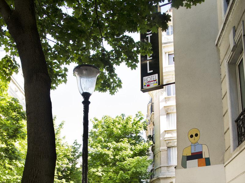 19F28DF418F6EF8CA4B789F951077445