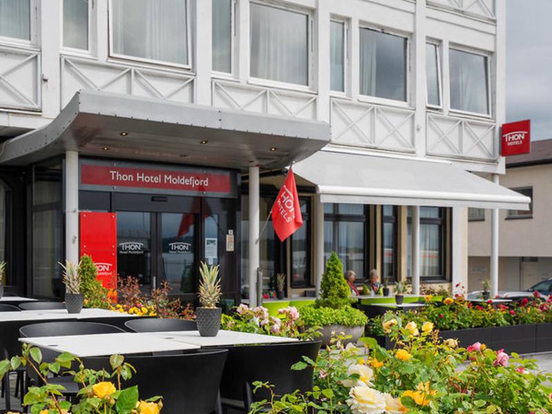 DF9364BEADE15A0443CD0D9E4163B4C9