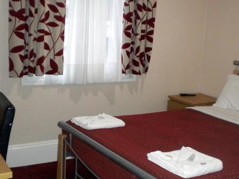 7E1BA4261B3CA66ED52F09C2ED25C30C