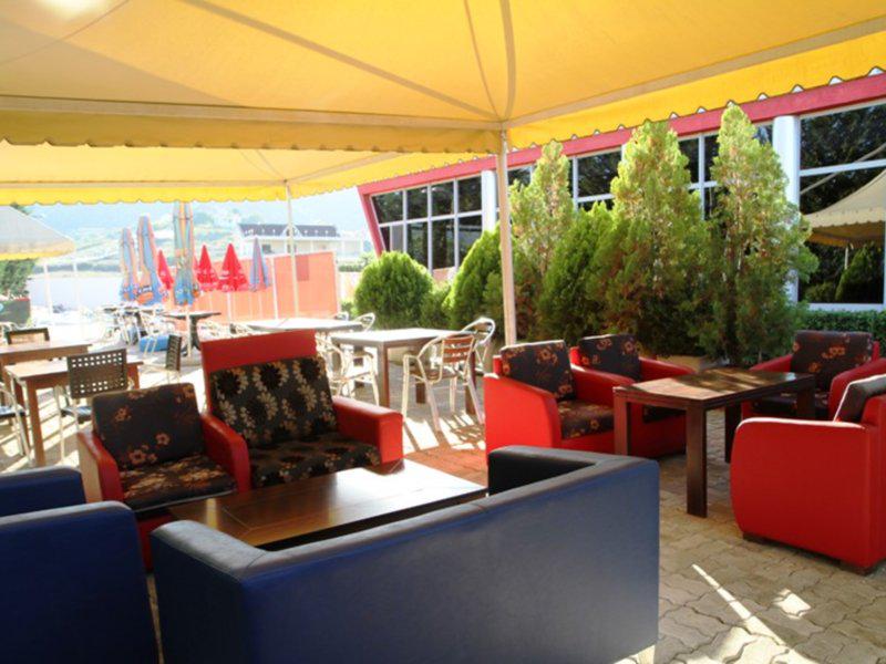 49611FB1977687452A8817C00948012F