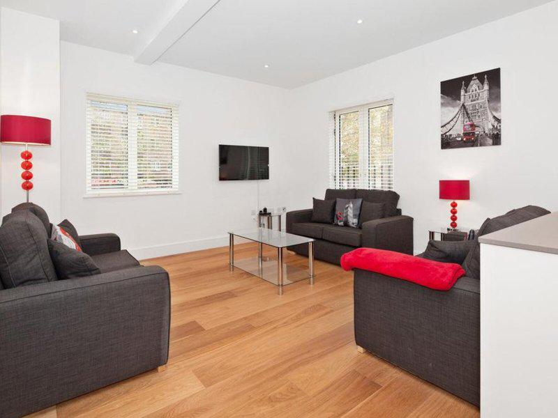 EE25514D6D4D60A0FD0957E2336B8F76