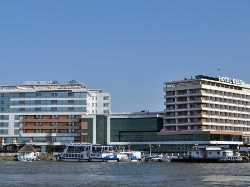 30524054820F52F8B24EC8C5AD47412B