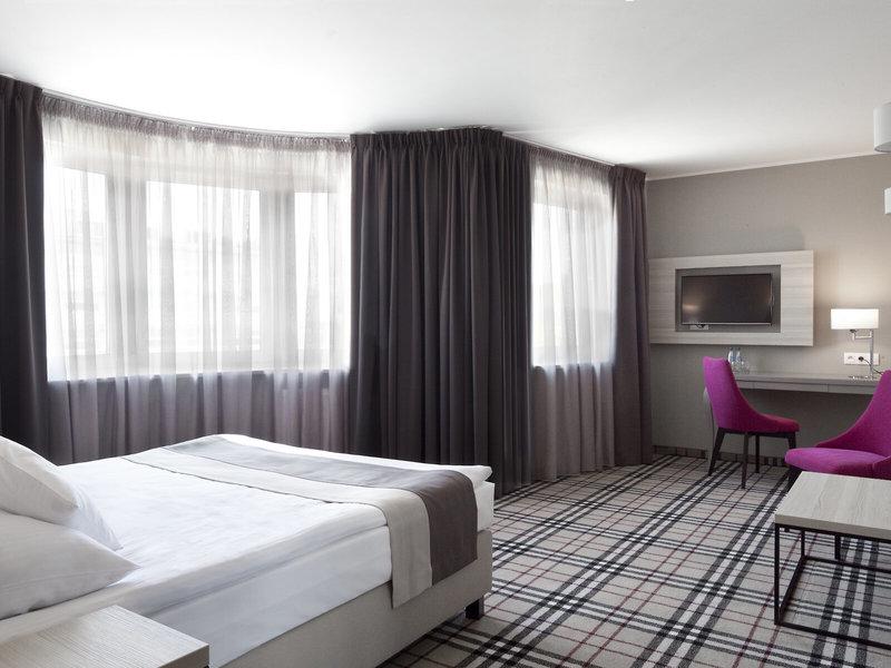 BFBFF53CD9EBCBB1BD867DB2D68CCF21