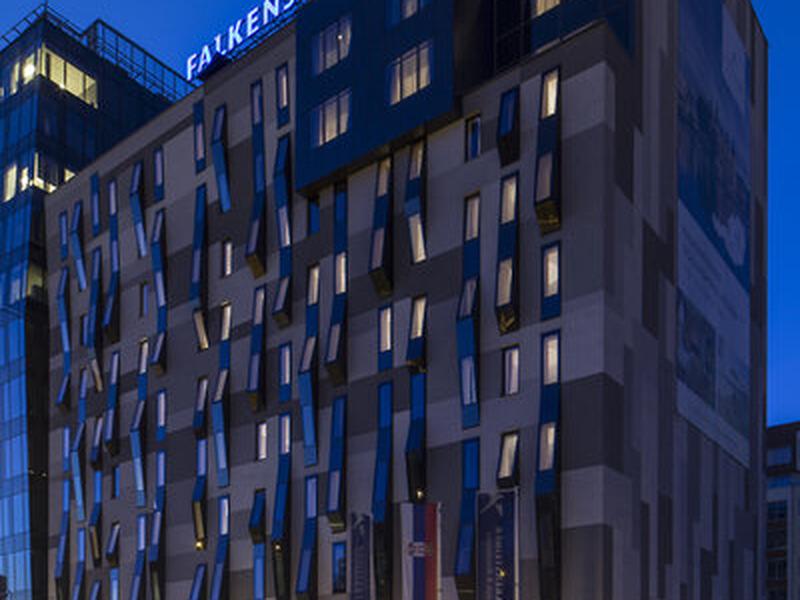 FC8B7B67CC5C1BDE94EB7827FFFBB244