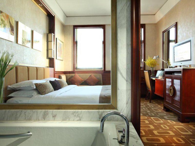 8FE1801A2C9F443E2BB5BAE0B69A1B9C