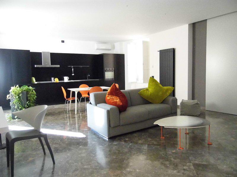 8BABE25174624B314752EB4E0A756A11