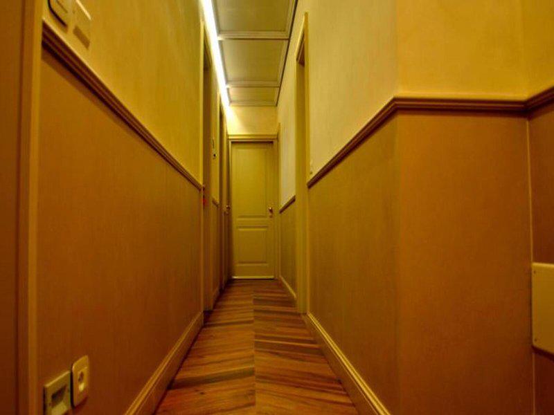 1EF9E79F93ABED57E1C435CAA6FF9F39