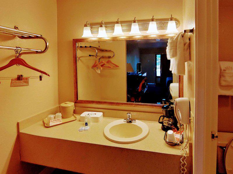 F6E1FC5B80A1E3887C24CEEFD9A43C17