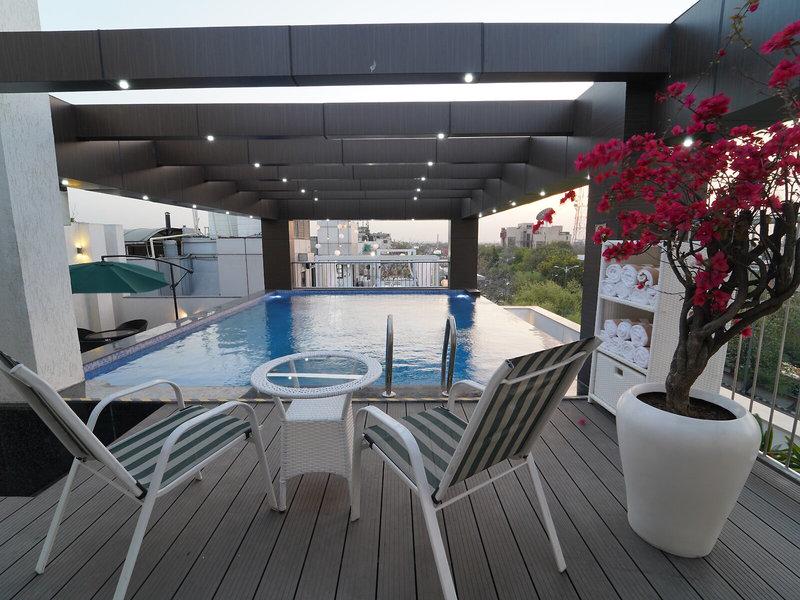 E87BAEC661473A1982FAD45ECBE3B70E