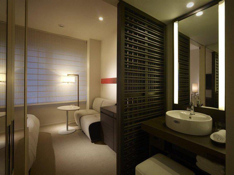 BFD227112C855874BCEA777D4FA8CF1B