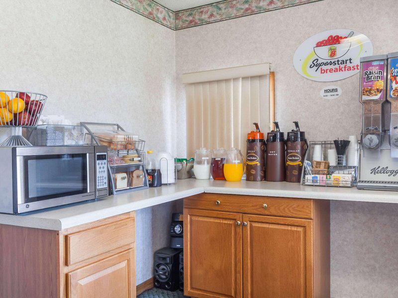 F9F419B3F81E328D4C989F181FC78DF1