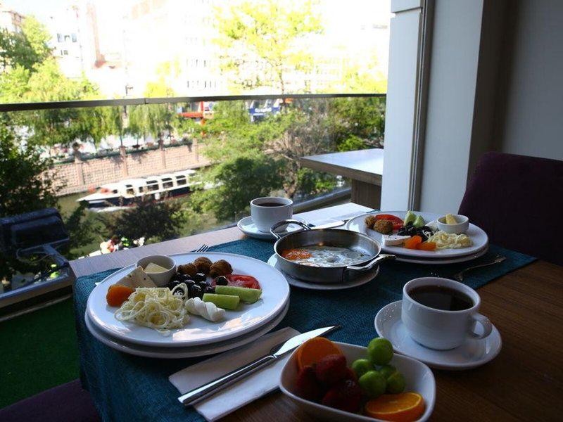 002CFD7B5CC0C330DD2FB14B2C6E2232