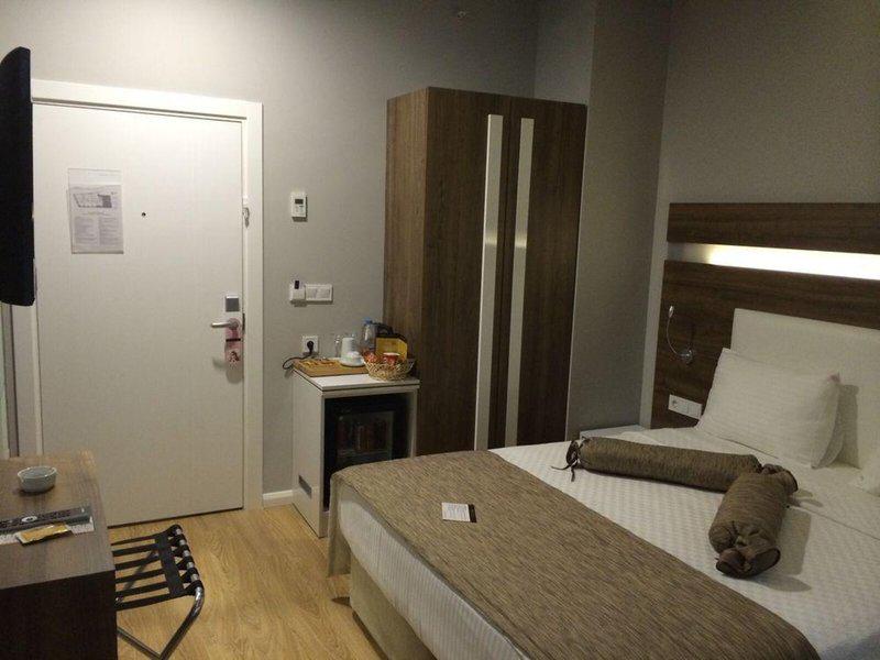 A32684C858CD00FF819F51ABD8669BC8