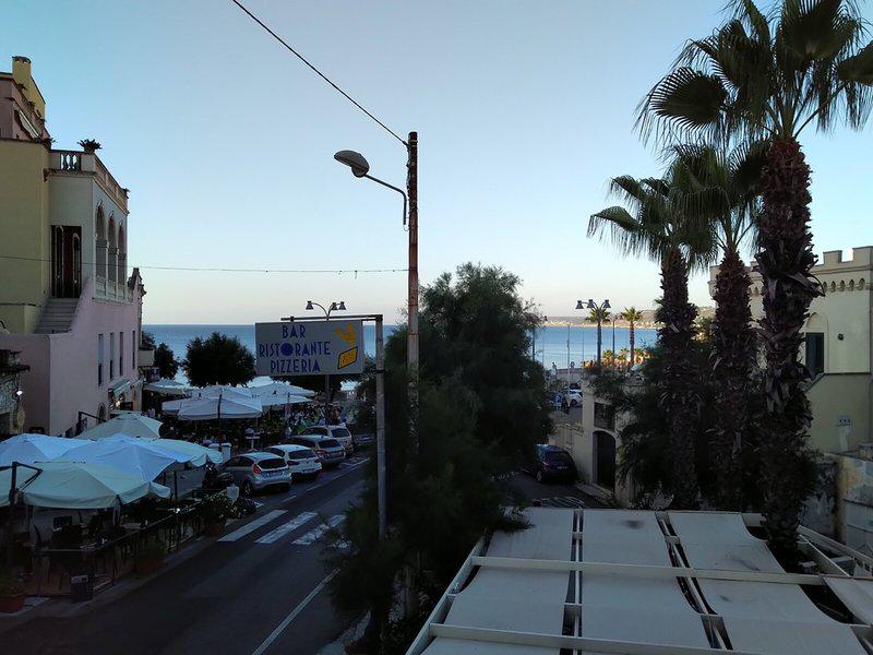 7E79659F95CCFC798D05C5284DC16129