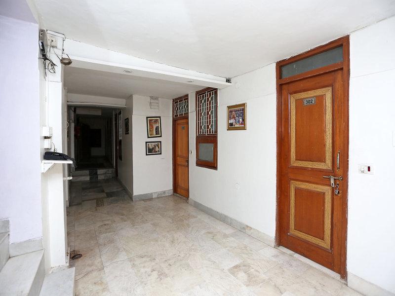 1CDEED3C2DAE9642325E1055E1DC78A2