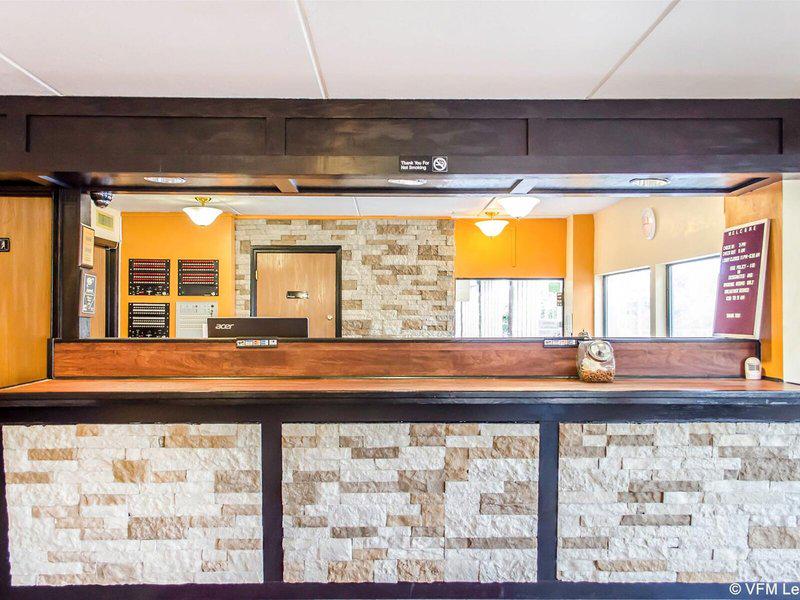 ABE537B0D3B846E039F184D4117430FB