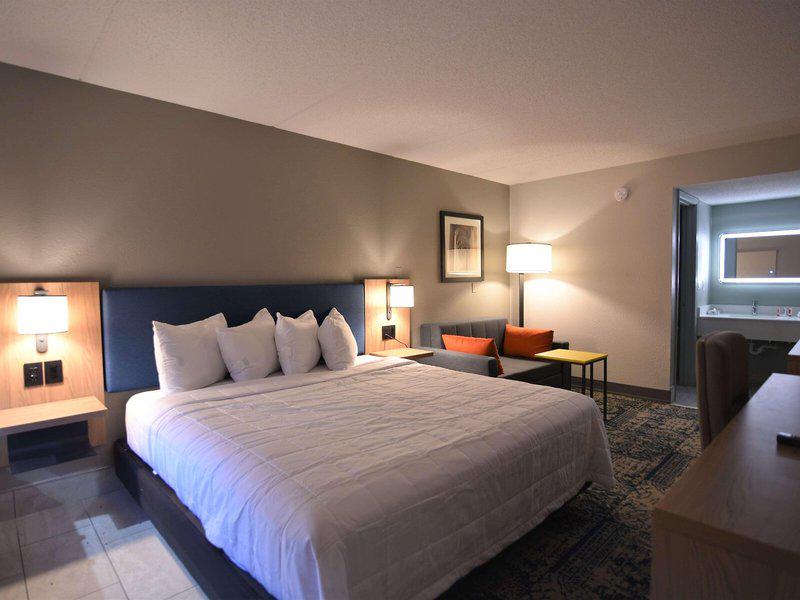 D0E87D4F8953EC872BA5AFC79C0DAC5C